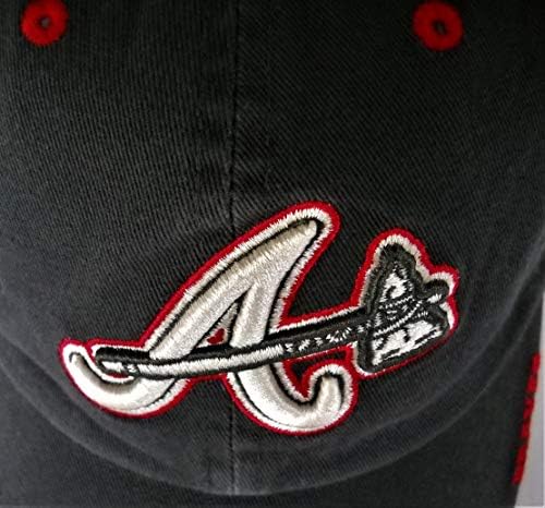 Atlanta Braves Unisex Podesiva kapa niskog profila ugalj siva kapa za odrasle s bijelim i crnim izvezenim logotipom a / Tomahawk i