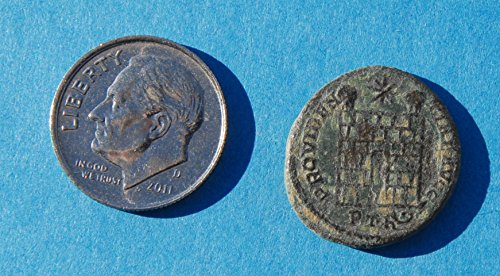IT rimski car Konstantin Veliki kamp kapijski novčić vrlo dobar